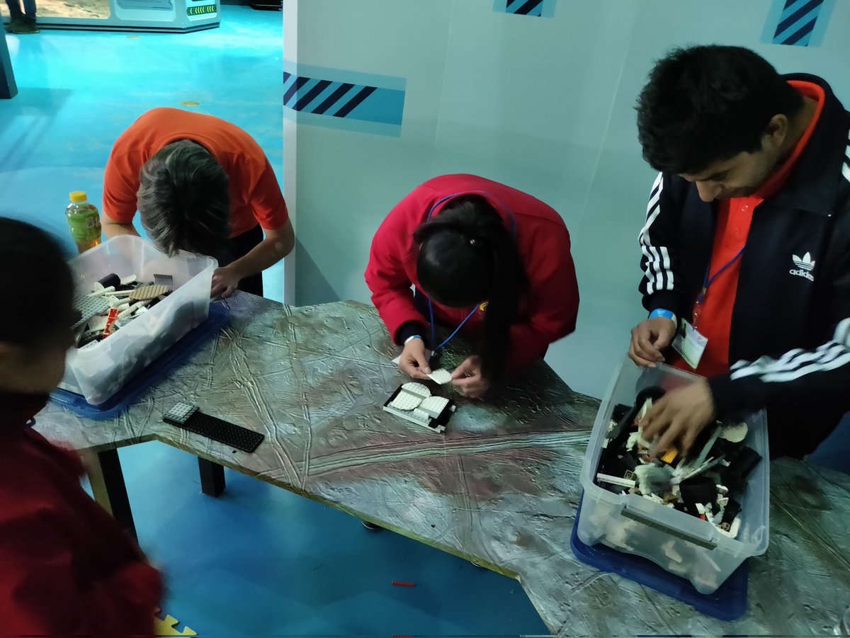 ctduca_iap's tweet photo. Día de aprendizaje y diversión en @Papalote_Museo gracias a @JAP_CDMX 
Las Personas Titulares de Derecho disfrutaron al máximo. ¡Museos para todos! 
#museoincluyente #papalote #ctduca #culturainclusiva https://t.co/SyUqRcEmvA