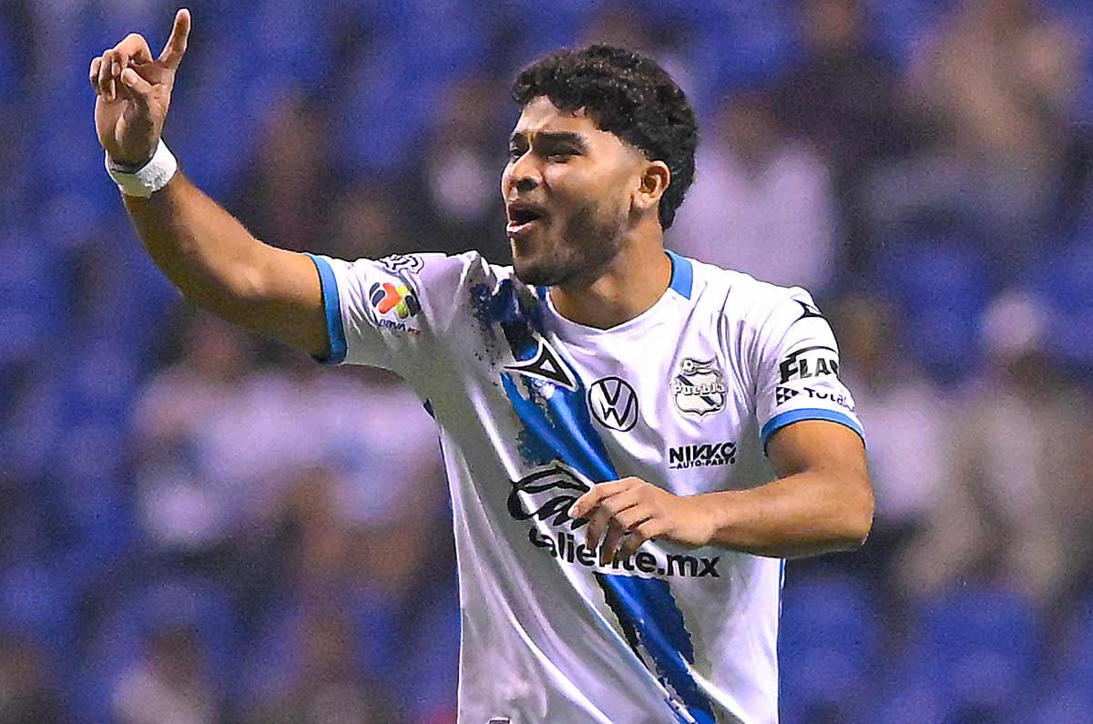🚨SE BUSCA DEFENSA🚨

Chivas va en búsqueda de un nuevo zaguero central para el próximo torneo a petición de Milito.

Eduardo Aguila y Jose Pachuca serian los nombres que buscaría cerrar el conjunto rojiblanco. 

Eduardo Aguila estuvo cerca de llegar el torneo pasado junto a