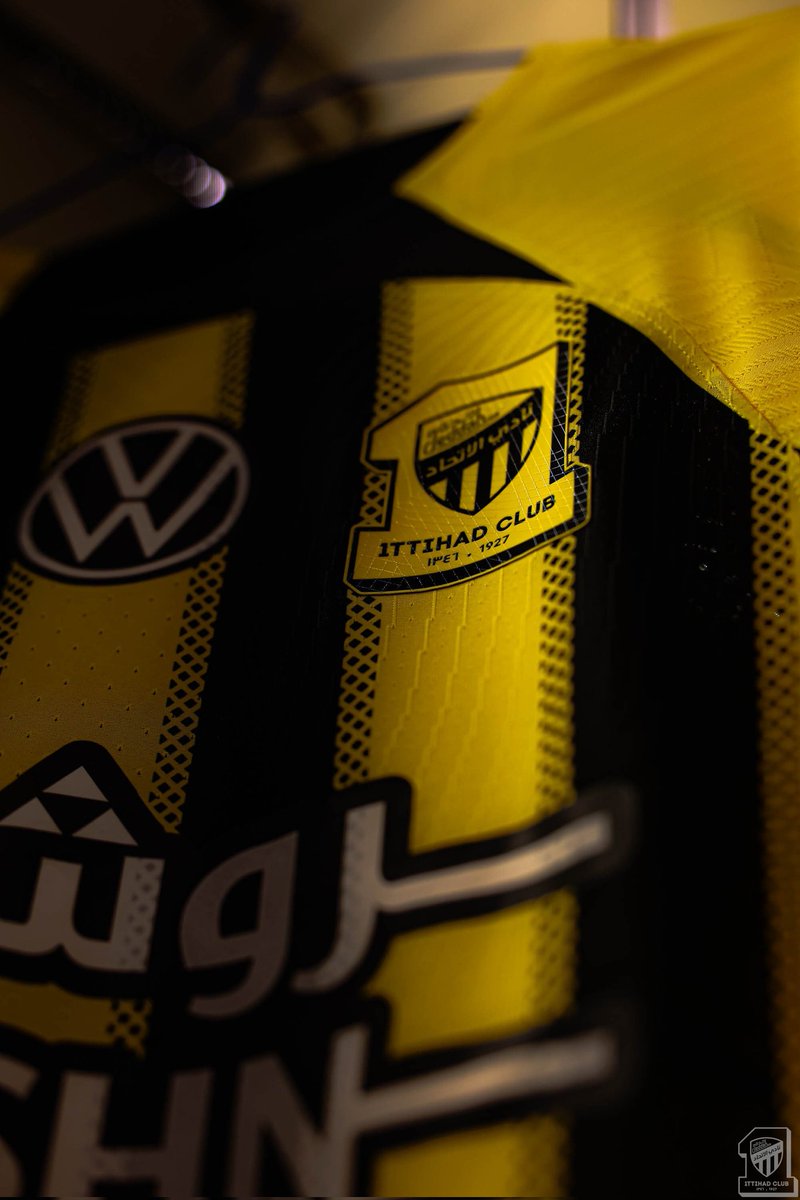 ..

    القلب يعشق كل جميل ..💛🖤🤩

#الاتحاد