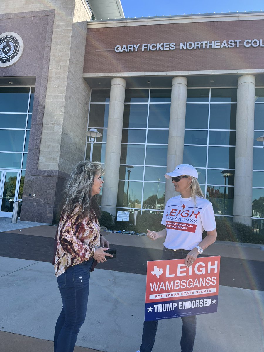 LeighForTexas's tweet photo. It’s a gorgeous day to vote - we’re out at the polls talking to voters - only 4 1/2 hours left - head to the polls and vote Leigh Wambsganss for State Senate - we need every vote!
#forTexas! https://t.co/sWEEPoAIB7