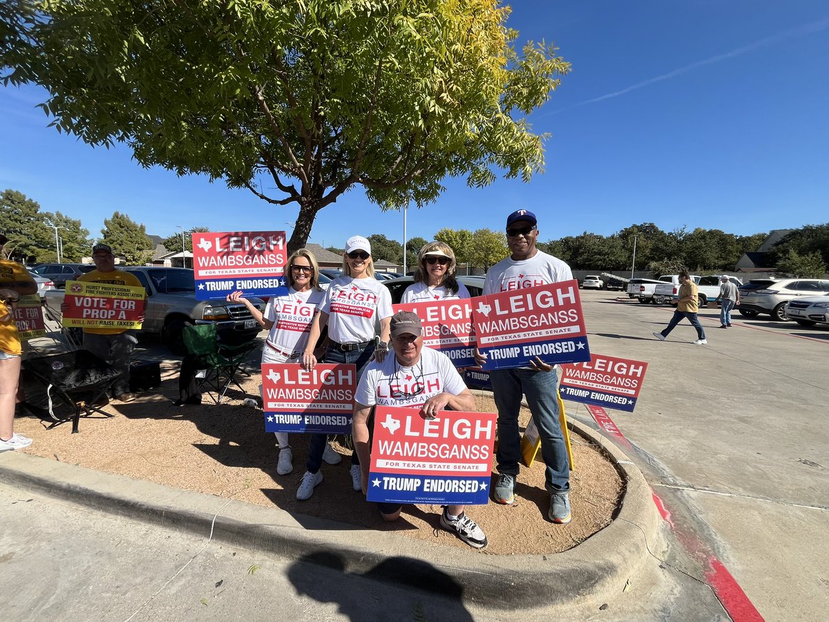 LeighForTexas's tweet photo. It’s a gorgeous day to vote - we’re out at the polls talking to voters - only 4 1/2 hours left - head to the polls and vote Leigh Wambsganss for State Senate - we need every vote!
#forTexas! https://t.co/sWEEPoAIB7