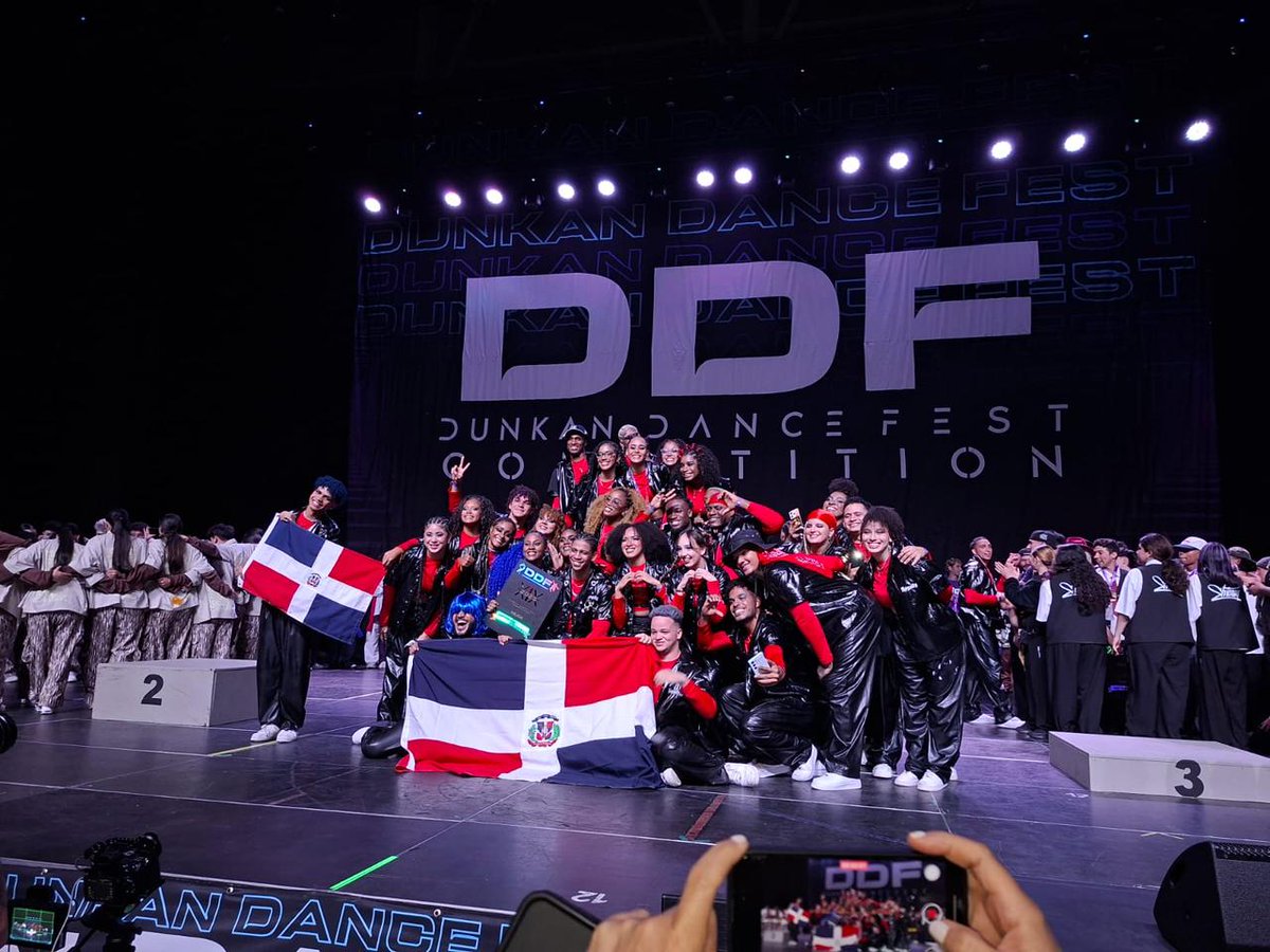 InformativosTA's tweet image. Royalty: Campeones del Hip Hop Dominicano obtienen medalla de oro y record internacional.

Más detalles en el link
informativosta.com.do/2025/11/04/roy…

#HipHop #Royalty #Medalla #Teleantillas10