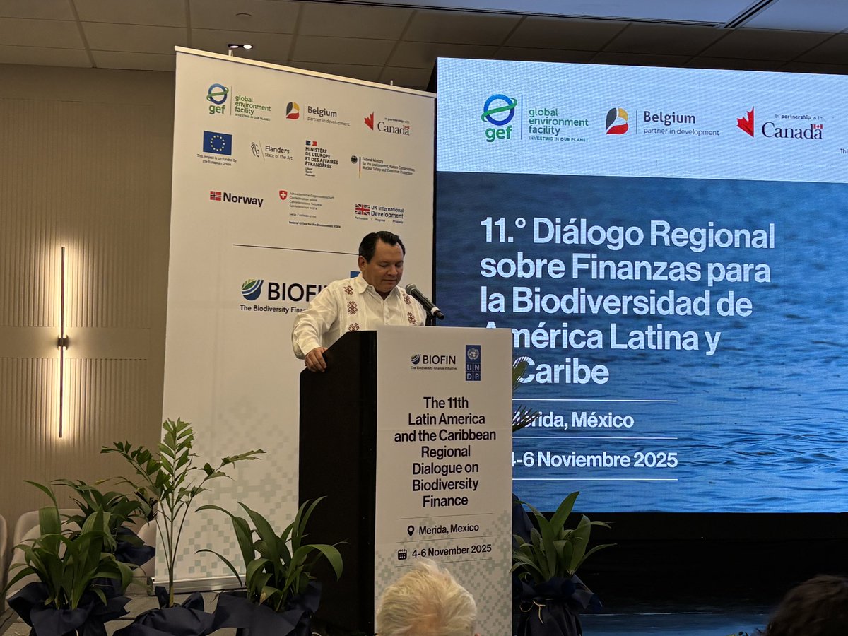 <a href="/SilviaMorimoto/">Silvia Morimoto</a> <a href="/NormaMunguiaA/">Norma Munguia</a> <a href="/SRE_mx/">Relaciones Exteriores</a> <a href="/neyra_rosado/">Neyra Silva Rosado</a> <a href="/GobYucatan/">Gobierno de Yucatán</a> El gobernador <a href="/GobYucatan/">Gobierno de Yucatán</a> <a href="/huachodiazmena/">Joaquín Díaz Mena</a> agradeció a  <a href="/SilviaMorimoto/">Silvia Morimoto</a> la invitación. “Nos honra que este Foro se lleve acabo en Yucatán. Tenemos mucha biodiversidad. Aquí es donde la tradición y naturaleza se unen”