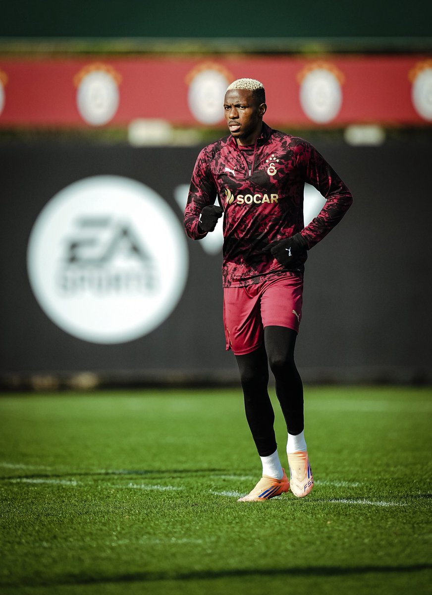 İyi Geceler Galatasaray Ailesi ⭐️⭐️🌟⭐️⭐️

#KONSANTRASYON #AJAvGS #UCL 🦁🧡❤️