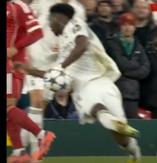 ivanfdp1's tweet image. VARDRID ROBA A LOSERPOOL EN VIVO Y EN DIRECTO