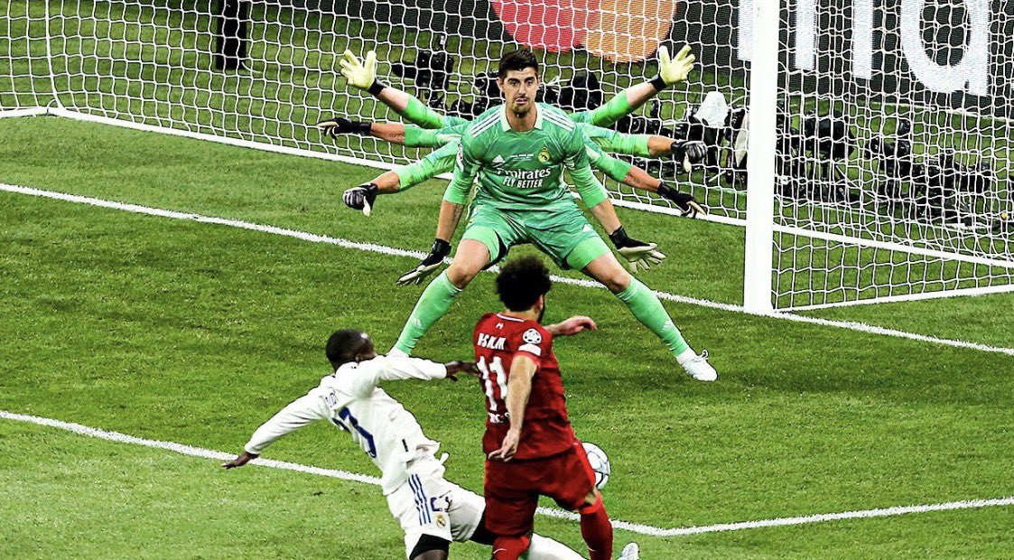 RealBrasil_BR's tweet image. Courtois contra o Liverpool.