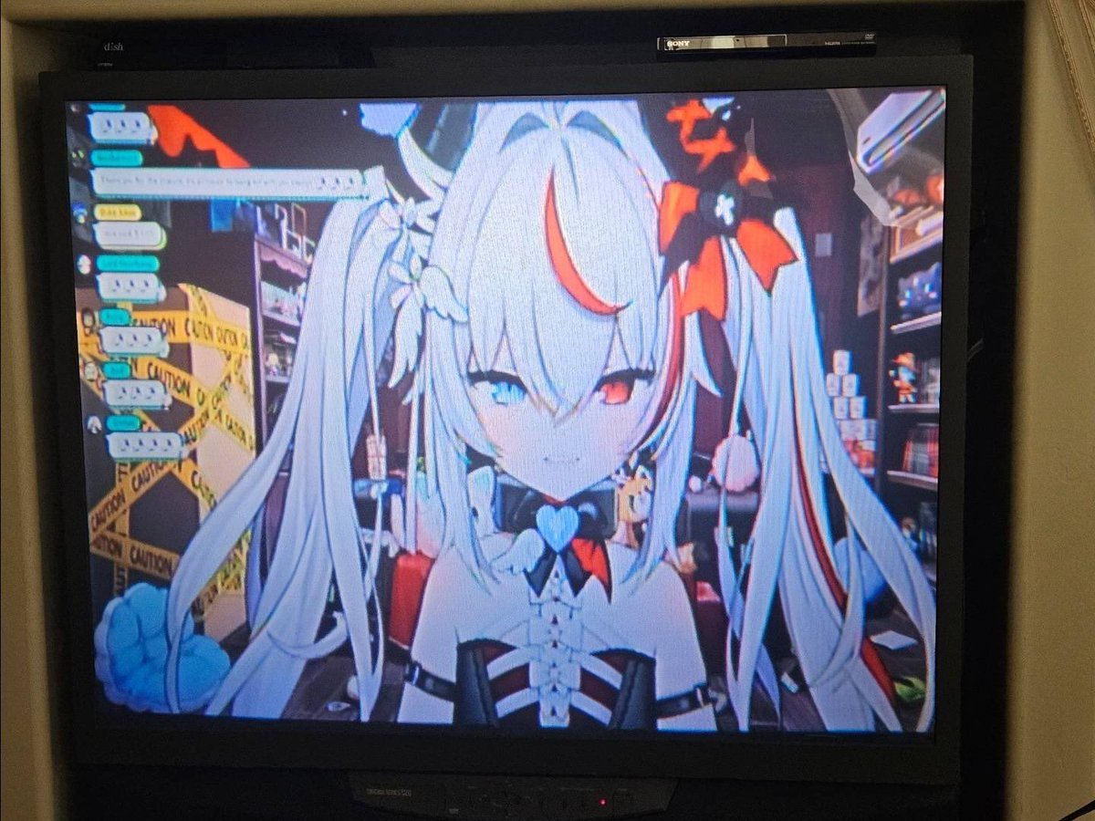 Remilia_Nephys's tweet photo. A doremu posted this on phase community discord saying watching wemi on a CRT monitor but… 
What’s a crt monitor… https://t.co/H4pltWsmCx