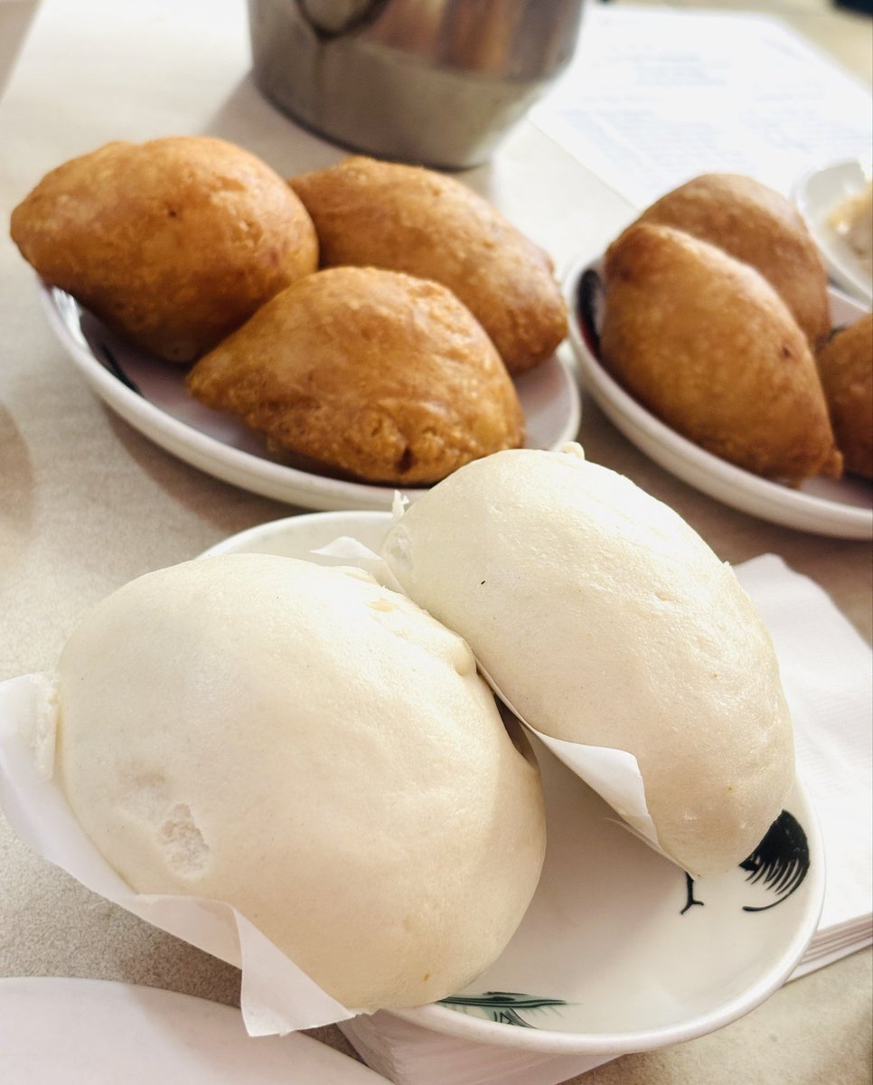 My friend made me some cute video game themed handmade gifts and I got some nice things in Chinatown! 
(〃ω〃)