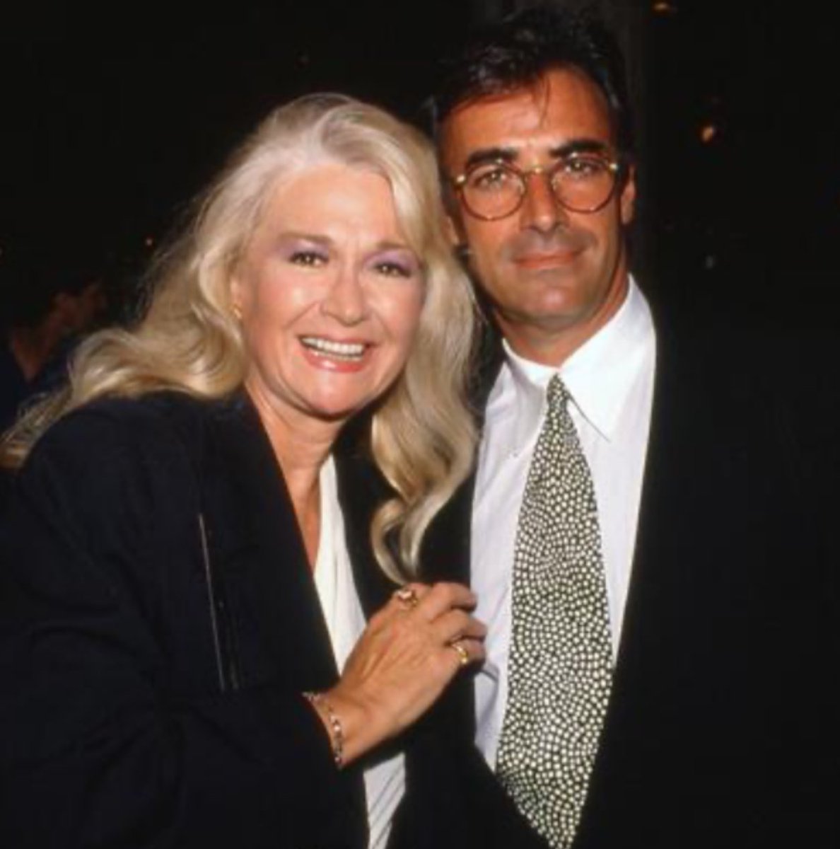 ThaaoPenghlis's tweet image. In memory of a great actress Diane Ladd. We worked together on the highly rated movie “The Lookalike” shared an evening at the Oscars for her 3rd nomination 4 best supporting actress &amp;amp; met years earlier studying metaphysics. Such an enlightened Star who was ahead of her time.