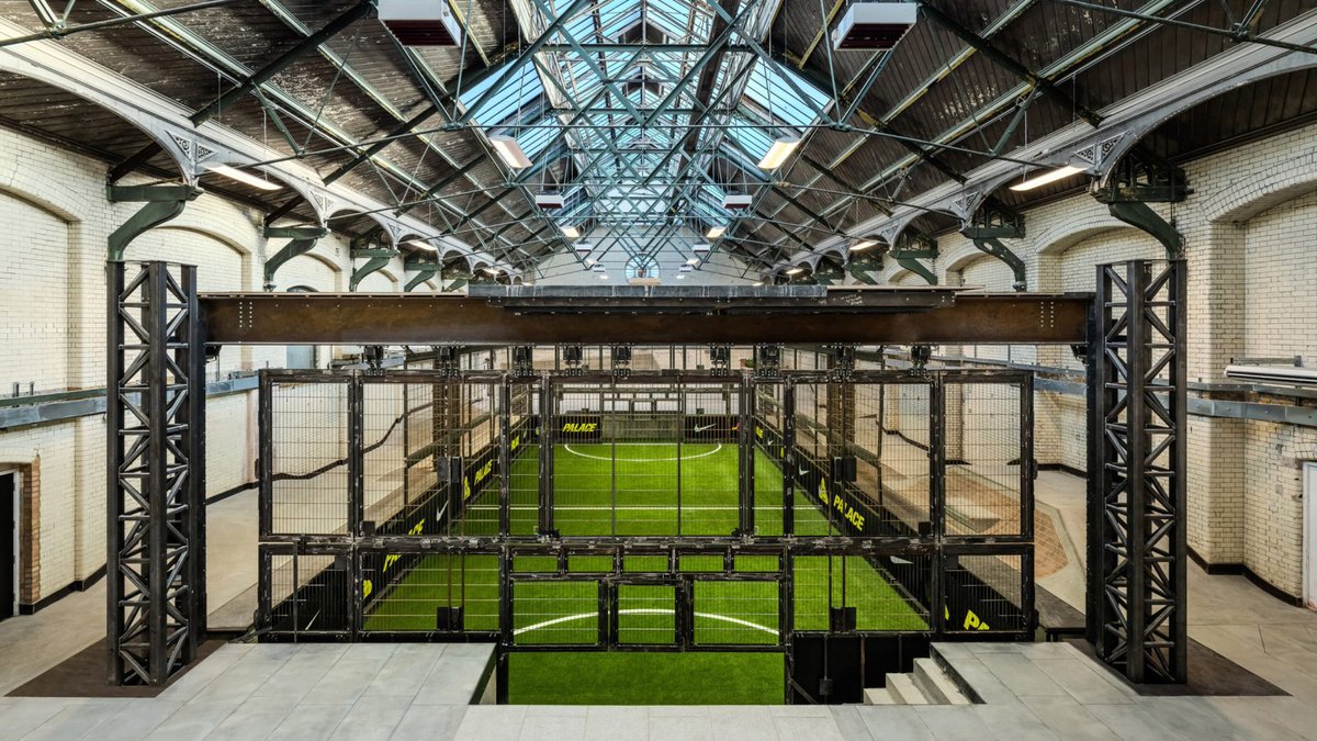 Dezeen tweet media