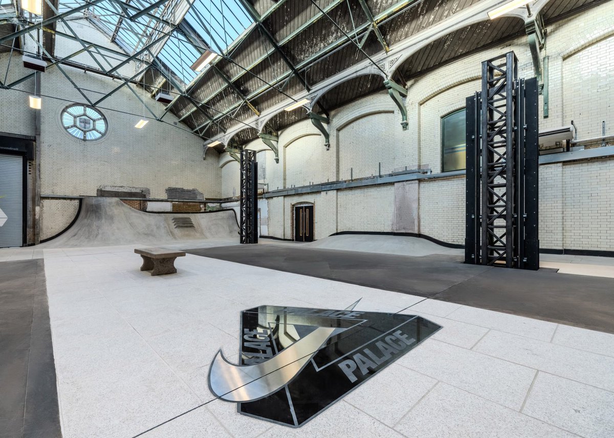 Dezeen tweet media