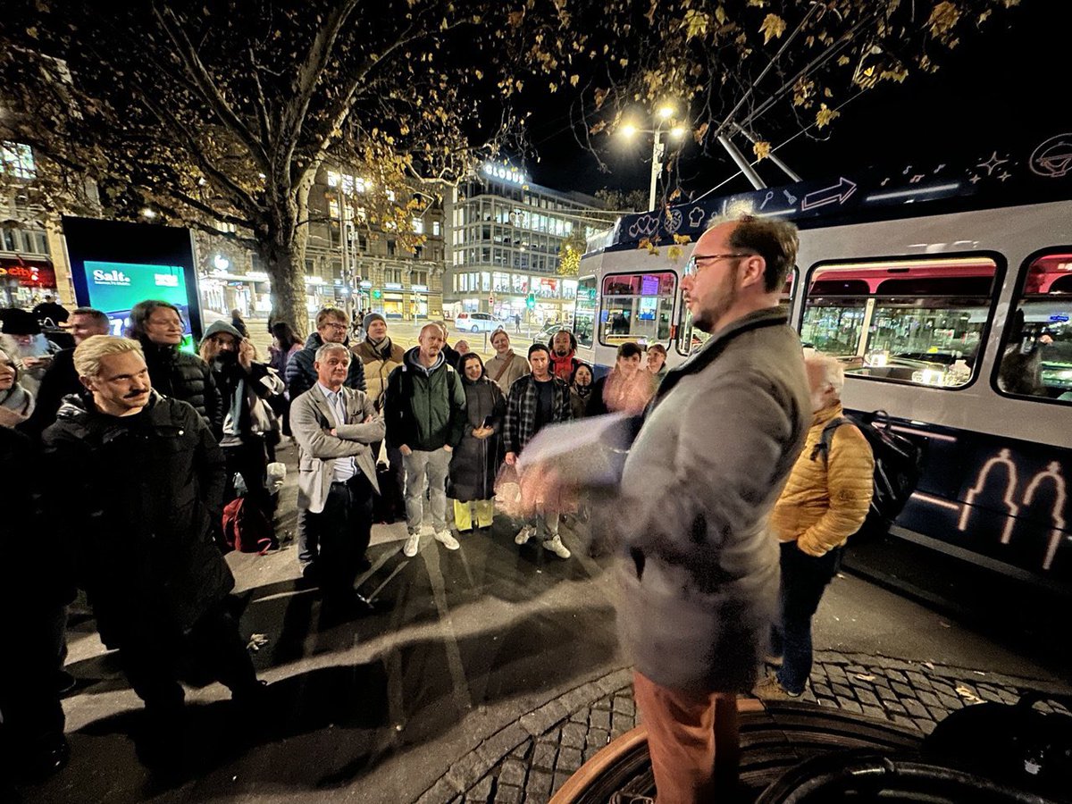 Today I had the honour to present <a href="/frankencoinzchf/">Frankencoin</a> and the beauty of the Swiss franc to the people of DAO Suisse street-corner preacher style. I think the message came across really well this way.

Also: Do you know what 1000 Swiss franc bills are most used for? Buying cows!