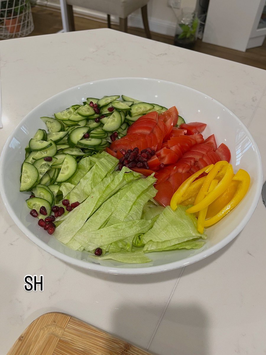 Agent99c's tweet image. Happy with friends. I did the salad only . The rest #friend #friendship #foodpics #food #foodie #foodgasm #salad #rice #pilav #dinner #happy #eatwell