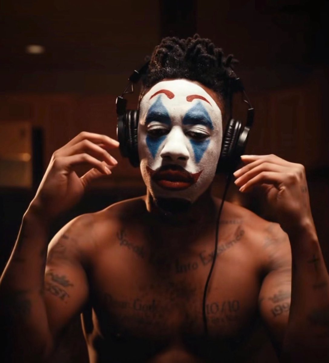 skidrowpoet's tweet image. Brought that inbred Neanderthal into my mentions #worldoff #tuneson