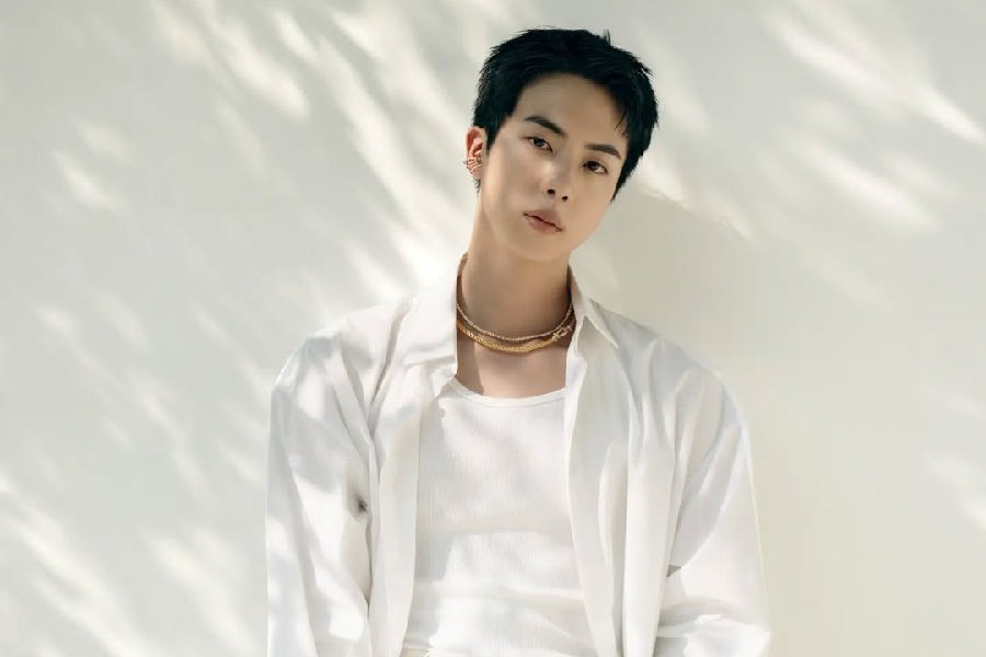 arigatomatJM's tweet photo. I vote for #JIN on the #2025MAMAVOTE https://t.co/hrYR8hJdOR