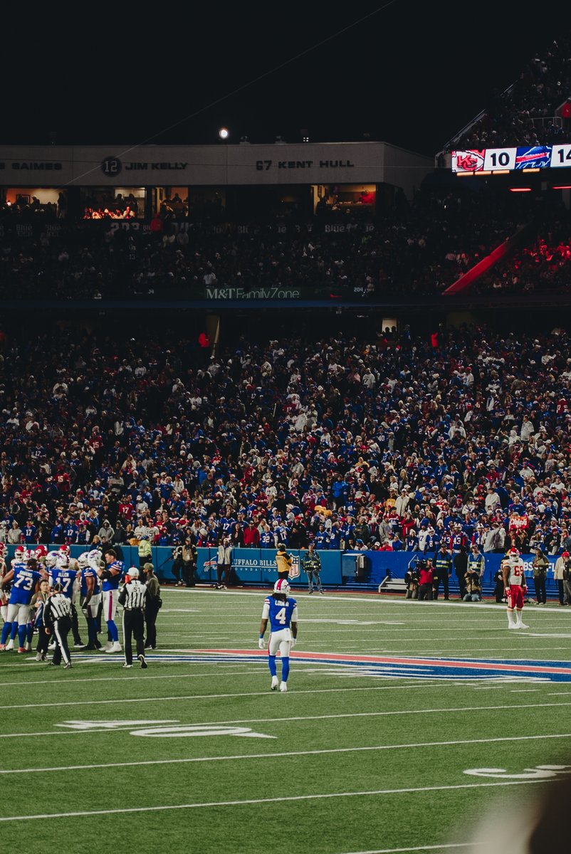 tageprod's tweet photo. Took some pics at the @BuffaloBills vs Chiefs game. Thought some were wallpaper-worthy. https://t.co/pOmEyEx9ZZ