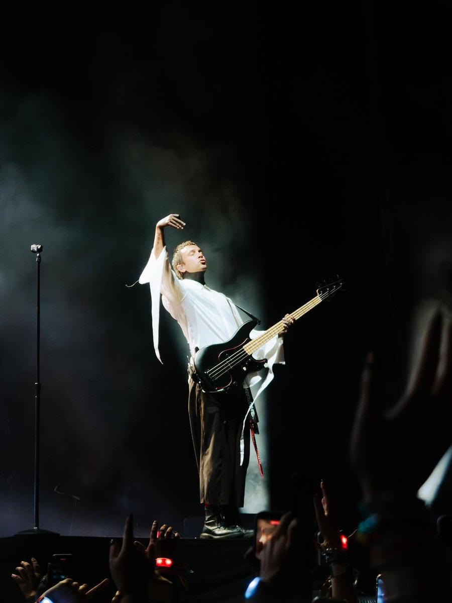 adri ✪ tweet media