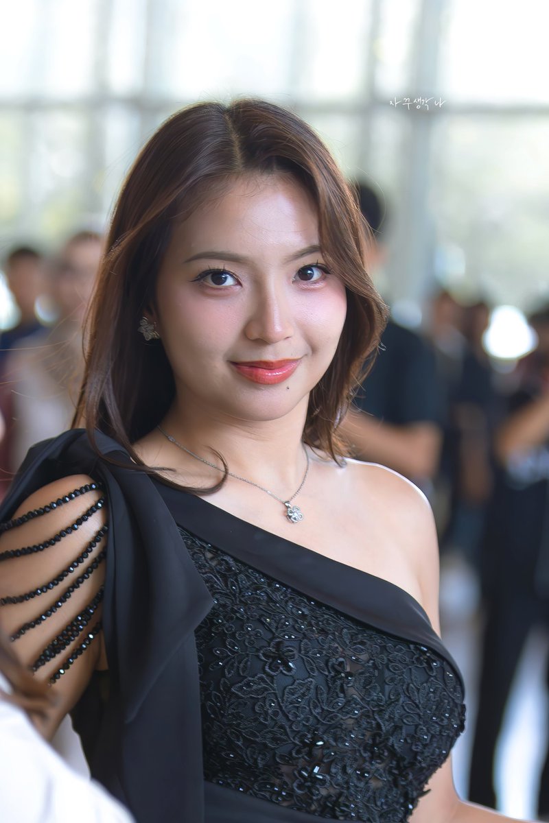 NGUYEN 48 tweet media