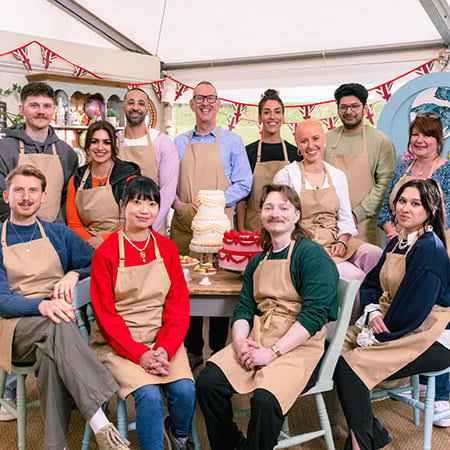 kevwgs's tweet image. Have to say that the entire cast of bakers this year have been on another level. Absolutely phenomenal. #GBBO