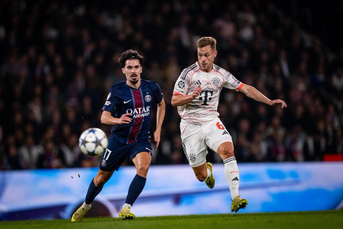 #بايرن_ميونيخ ينهي الشوط الأول متقدماً على #باريس_سان_جيرمان 2-0، وتعد مباراة الليلة هي أول مواجهة تجمع بين المتصدرين في جدول ترتيب #دوري_أبطال_أوروبا منذ اعتماد نظام مرحلة الدوري