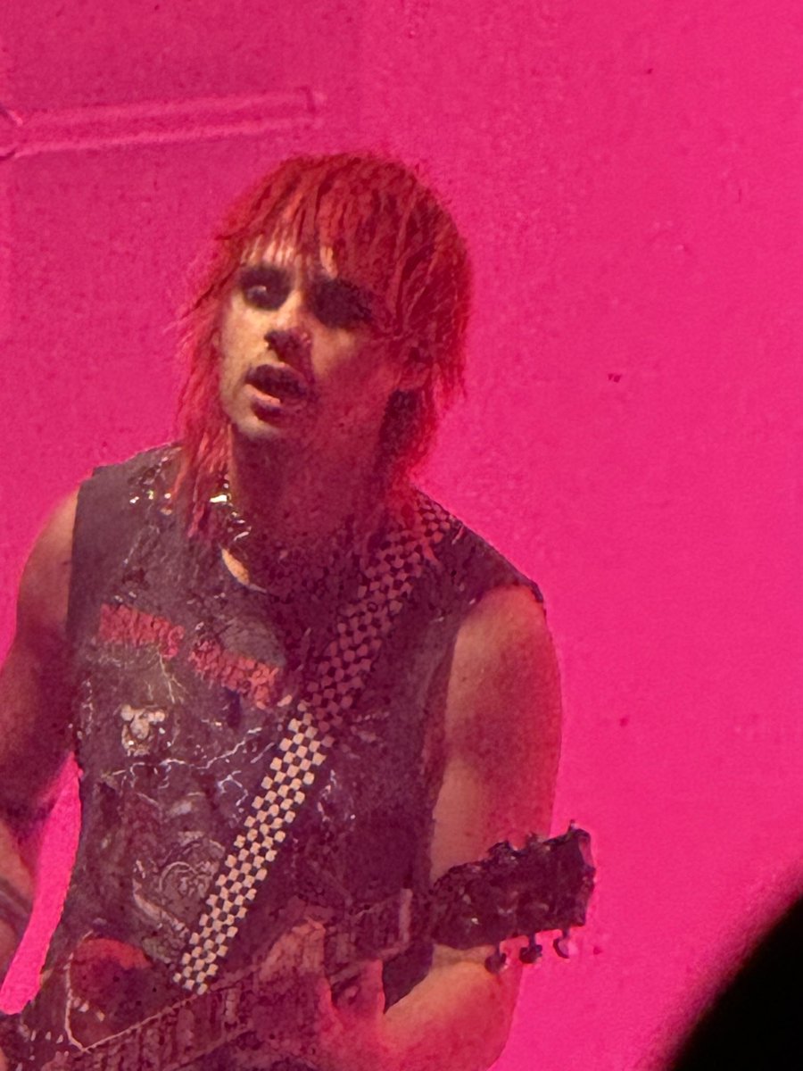 5SOSUpdES's tweet image. ◜📢◞ #INFOSOS — #MichaelClifford durante el evento de una sola noche hoy en Londres 🇬🇧❤️

#EASLondon