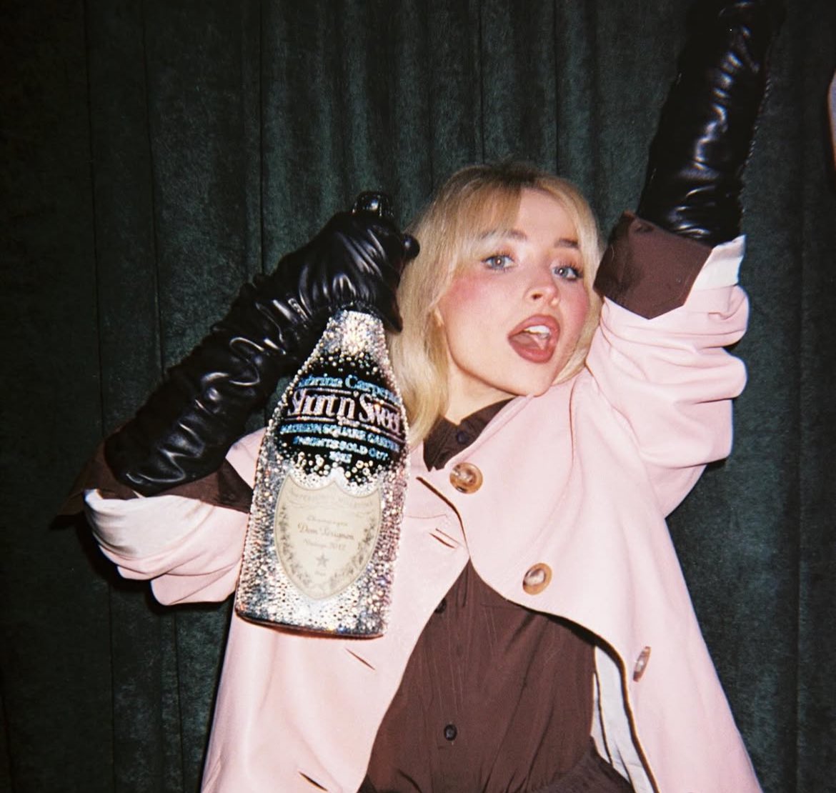 lacydrigo's tweet image. i swear i love her so much. protect her at all costs