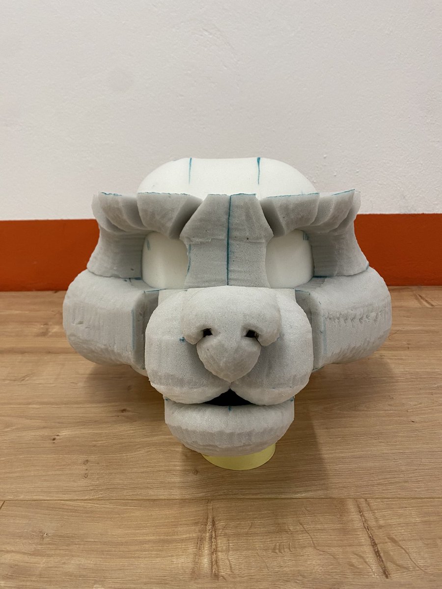 Bis das Fell für den Fuchs da ist geht es mit diesem Folf weiter 

Until the fur for the fox arrives we will continue with this folf