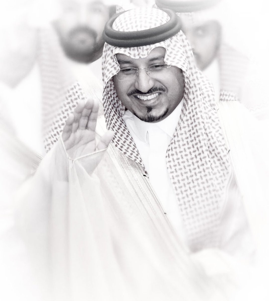 hrhpmmugrin's tweet photo. عادت الذكرى 
في مثل هذا اليوم قبل ثمان سنوات
استشهد البطل الأمير منصور بن مقرن 
ومرافقيه رحم الله سيدي وحبيبي الأمير
#منصور_بن_مقرن وغفر له 
واسكنه فسيح جناته ومرافقيه الأبطال 
وجمعهم في الجنة

#ذكرى_وفاه_منصور_بن_مقرن_ورفقاه
2017/11/5 💔2025/11/5 https://t.co/iZ5c68sd9U