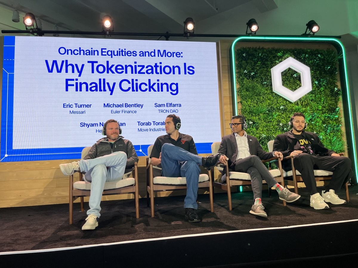 Taking the stage <a href="/chainlink/">Chainlink</a> SmartCon NYC!

Messari's <a href="/ericturnr/">Eric Turner</a> in conversation with great folks from <a href="/eulerfinance/">Euler Labs</a> <a href="/trondao/">TRON DAO</a> <a href="/hedera/">Hedera</a> <a href="/moveindustries/">The Movement</a>.

Talking all things Tokenization.