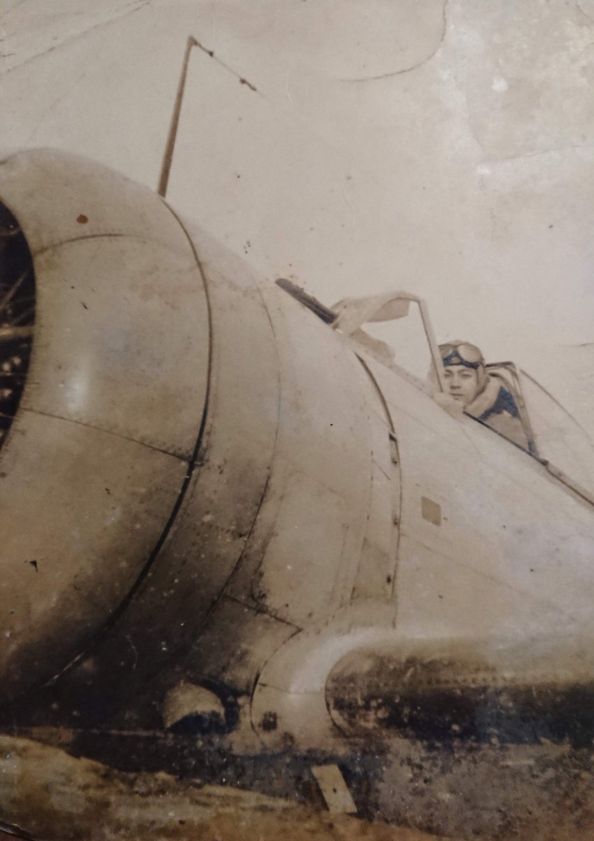 伐採中に頭上を飛ぶヘリを見て嫌な事故を思い出した。
1963年8月17日に発生し、乗客・乗員19名全員の犠牲者を出した藤田航空機八丈富士墜落事故  当時は報道の小型機が飛び回わり、祖父は戦争を思い出すと言っていた。お前の伯父も隼乗りで、ニューギニアで撃墜されたと知らされた日。
#Nomorewar