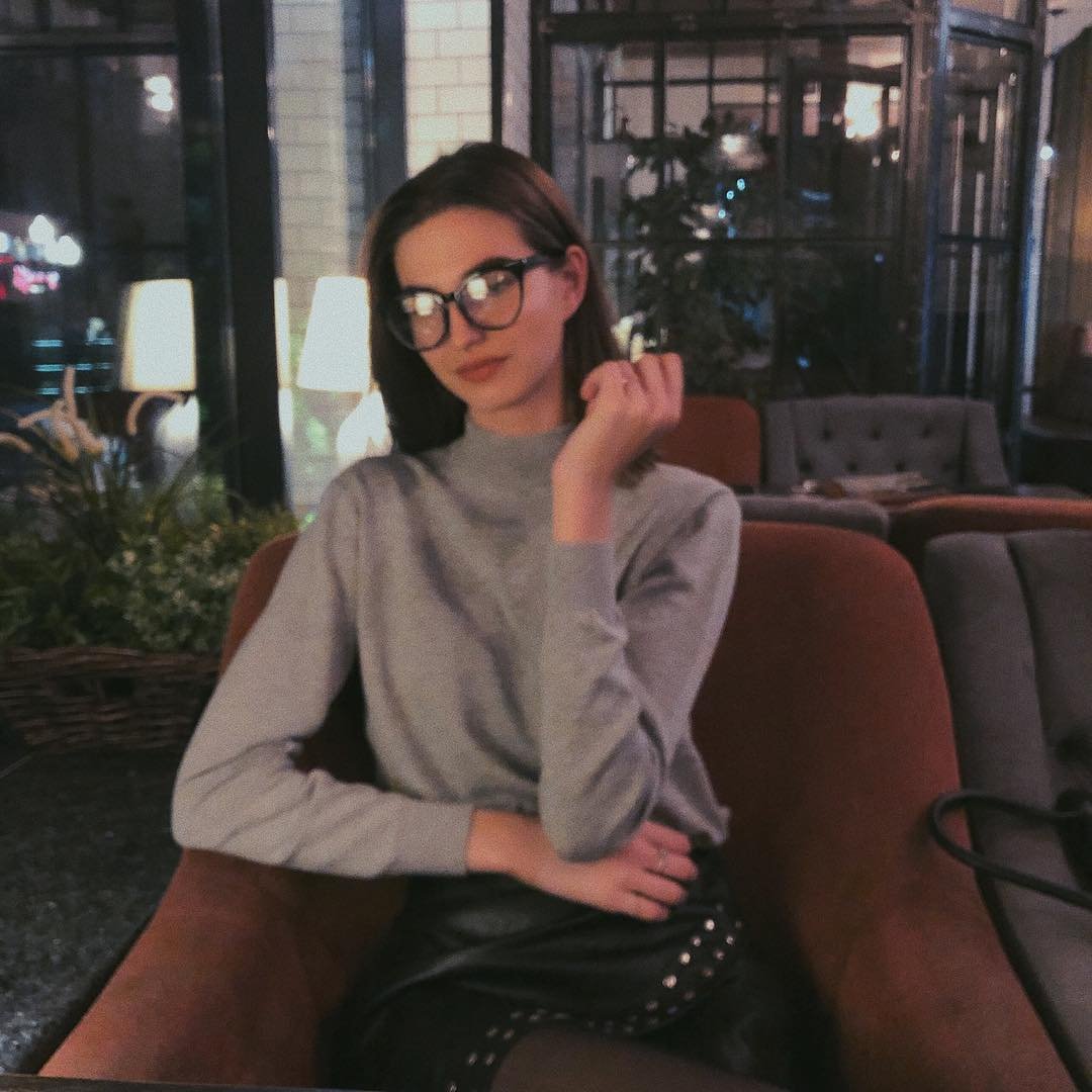 K96Tim's tweet image. Even the smallest joy is worth savoring.

A bowl of rice, a cup of tea—that's the truest flavor of life. #Life