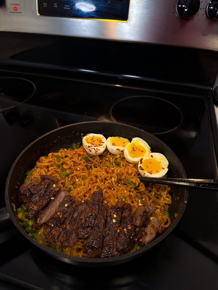 sofiebluum's tweet image. Because I was bored of regular noodles