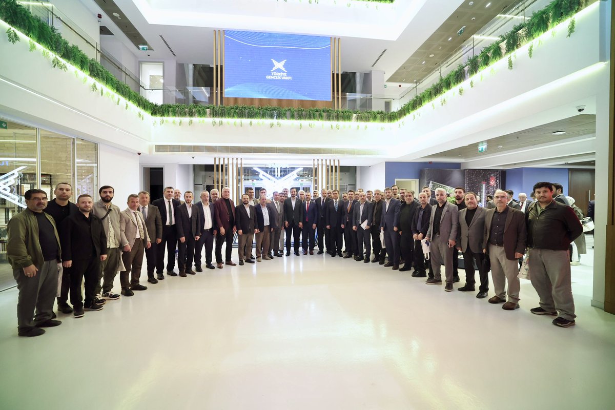 📍İstanbul EDEP Toplantısı

AK Parti İstanbul İl Başkanımız <a href="/abdullahozdemir/">Abdullah Özdemir</a> ve kıymetli STK temsilcilerimizle, Eğitime Destek Platformu İstanbul toplantısında bir araya geldik.
Eğitimde fırsat eşitliğini artırmak, gençlerimizin gelişim yolculuğuna katkı sunmak için yürütülen