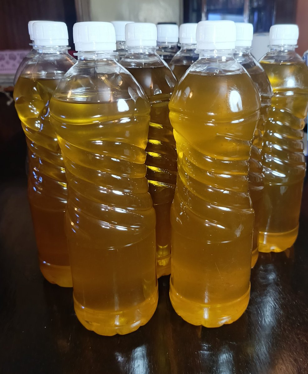 albukso's tweet photo. @sholard_mancity .....how can i get tests for my organically grown and cold pressed sunflower oil....no additives at all....not even water.... https://t.co/gdlfbuEKPV