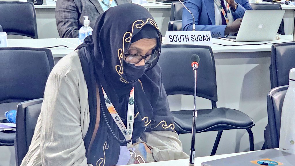 LDCChairUNFCCC's tweet photo. Day 1 of LDC Pre-Sessional Meetings wraps up. Significant strides in aligning priorities. Discussed key themes: Gender, Loss &amp; Damage, Agriculture, Climate Finance, Global Stocktake &amp; Transparency. Decisions must reflect people's needs. No more talks without implementation.
#LDCs https://t.co/kgAfY4q7tE