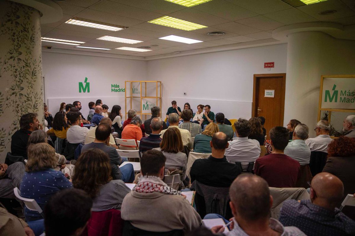 EduardoFRub's tweet photo. Seguimos fortaleciendo Más Madrid con encuentros como el de hoy.

Un espacio donde reflexionar colectivamente sobre el horizonte de nuestra ciudad y nuestra región. https://t.co/qmN3083xiL
