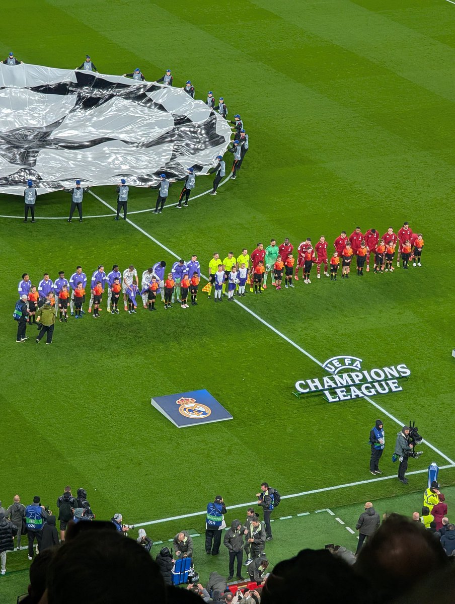 Real Madrid 🔴 every player in that Red shirt went to war tonight… immense. Smoke on that one, Trent, you prick.