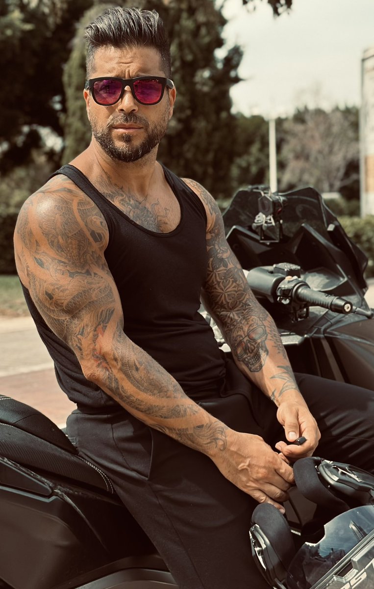 Alain Rocben (@alainrocbenoff) on Twitter photo 