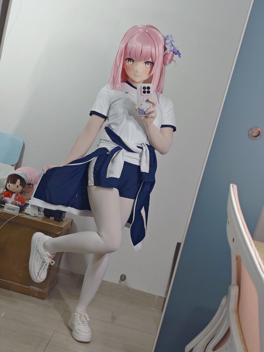 木梓zzzi (@mzi221001) on Twitter photo 