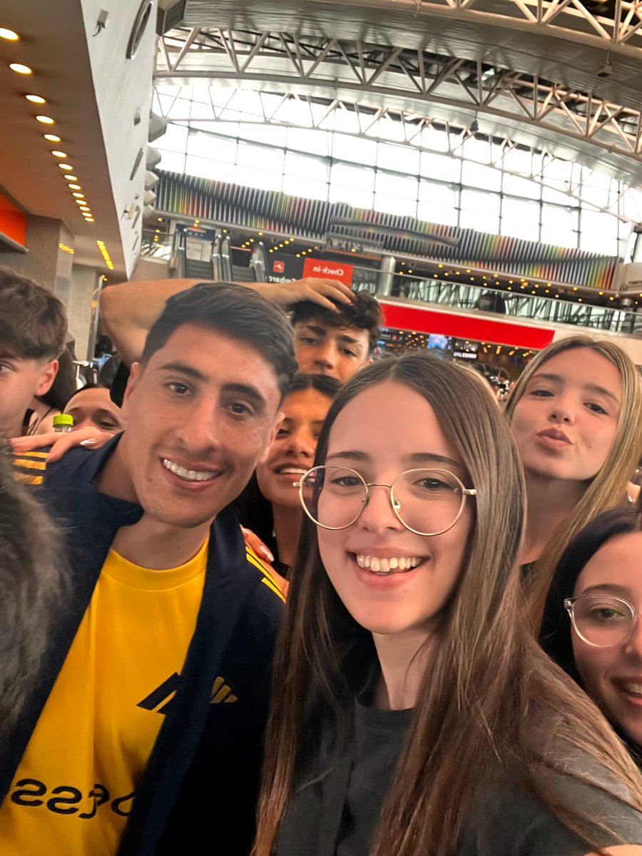 quiero volver
miguelito querido te amo