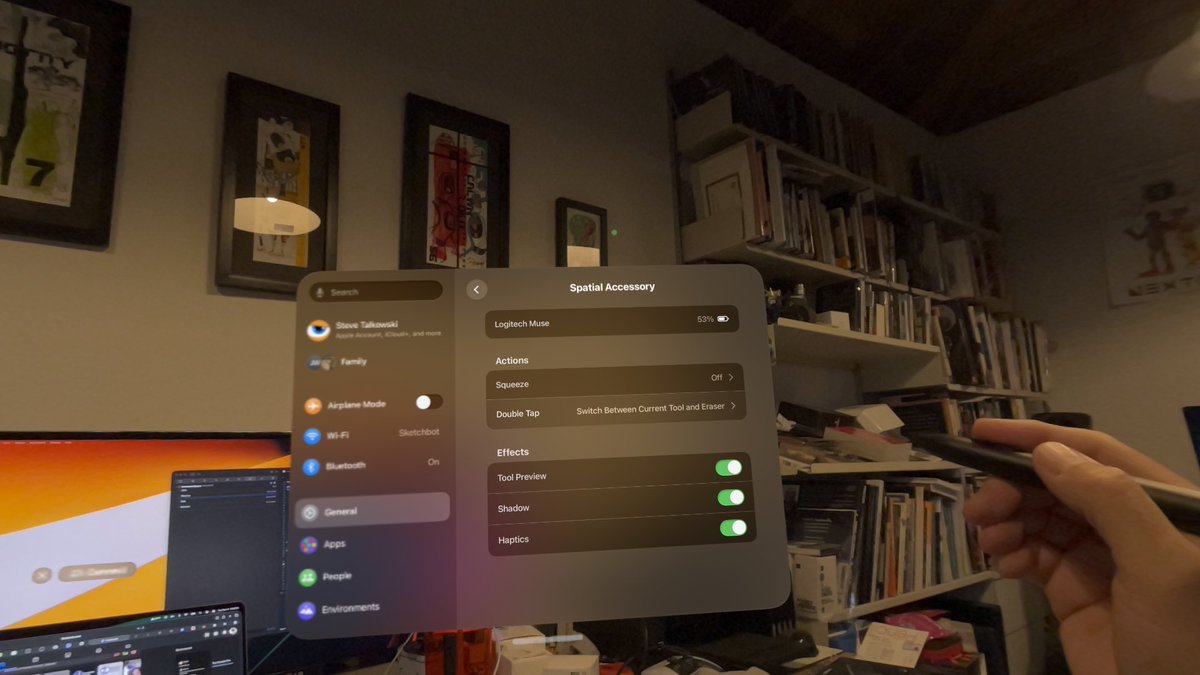 SteveTalkowski's tweet image. This is so cool - FINALLY systemwide support. It’s just another input device - I can move windows, click to close, it just works. 

@Logitech Now we need an update to the Logi+ app with some diagnostics for input recognition and a default app.

#muse #visionPro