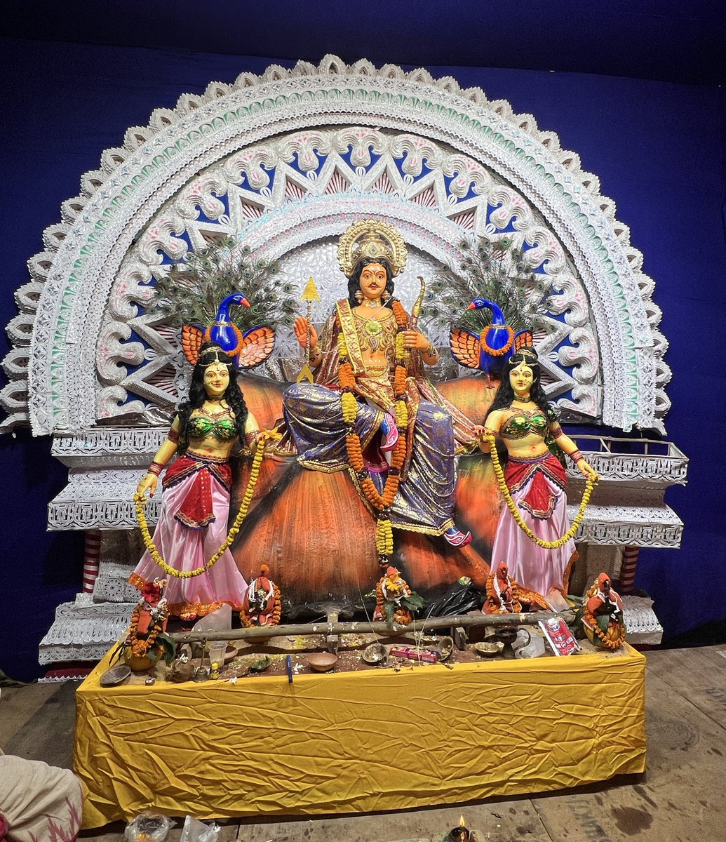 ପବିତ୍ର କାର୍ତ୍ତିକ ପୂର୍ଣ୍ଣିମା ଓ ବୋଇତ ବନ୍ଦାଣ ଅବସରରେ ସମସ୍ତ ଓଡ଼ିଆଙ୍କୁ ହାର୍ଦ୍ଦିକ ଶୁଭେଚ୍ଛା ଓ ଶୁଭକାମନା 🙏🏽