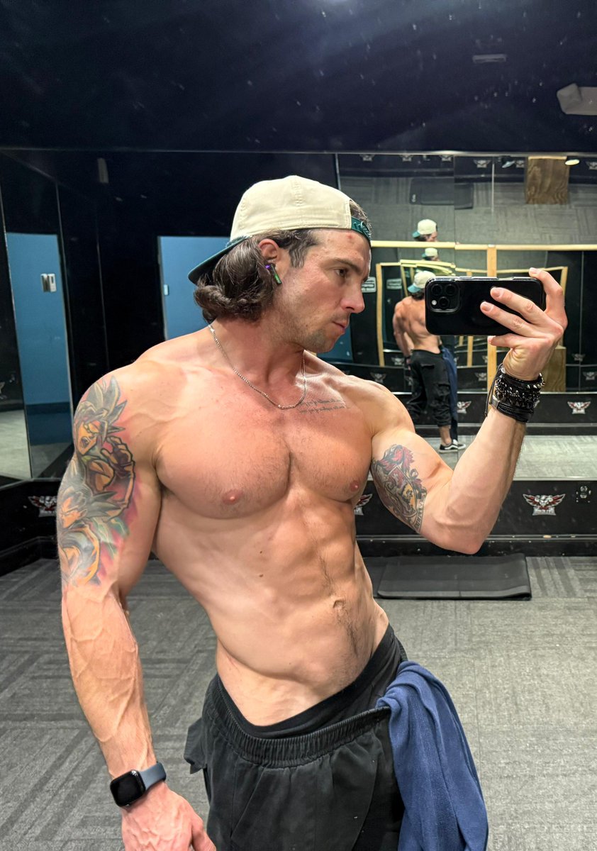 look at the pump 💪🏻