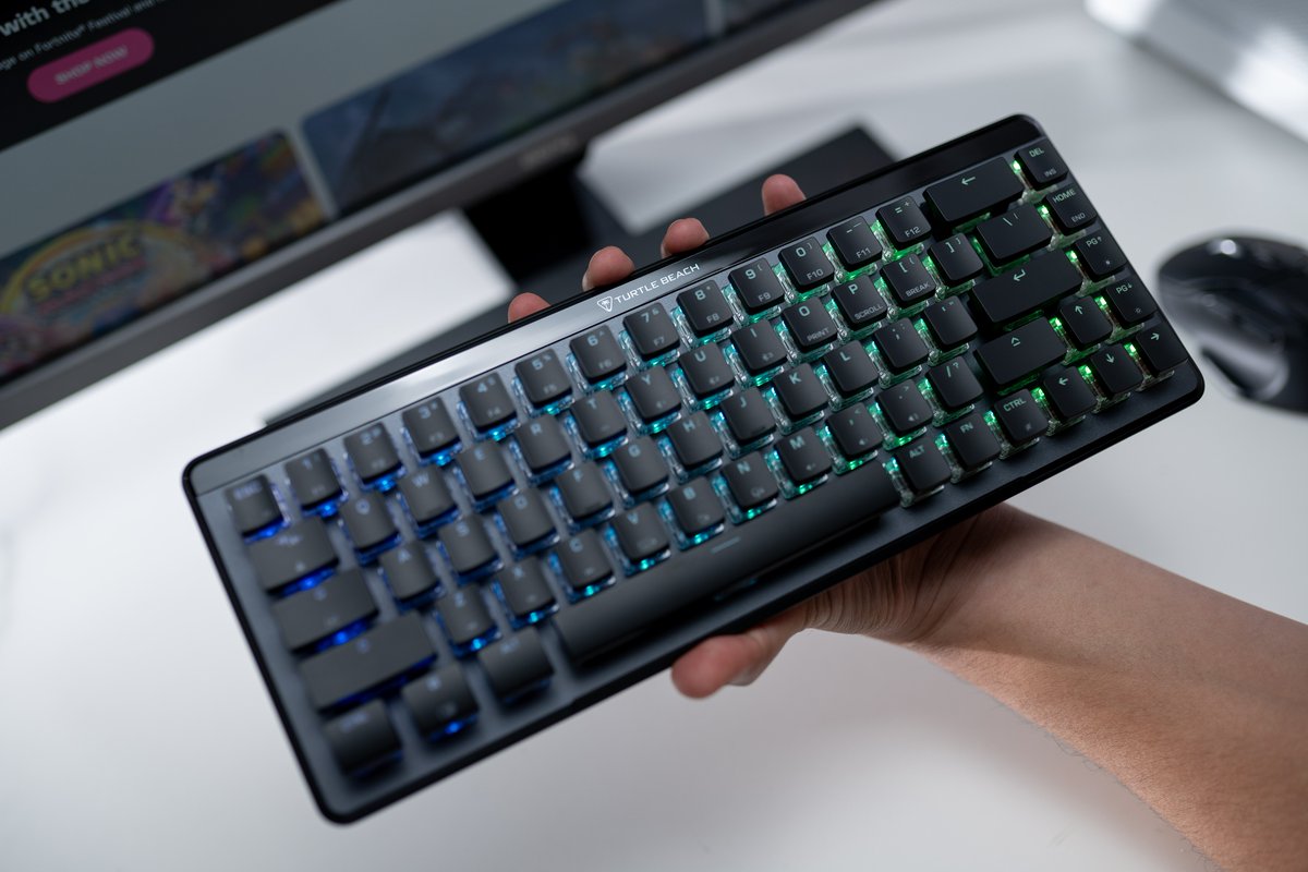 TurtleBeachPC's tweet image. Are you a fan of smaller keyboards or full size?