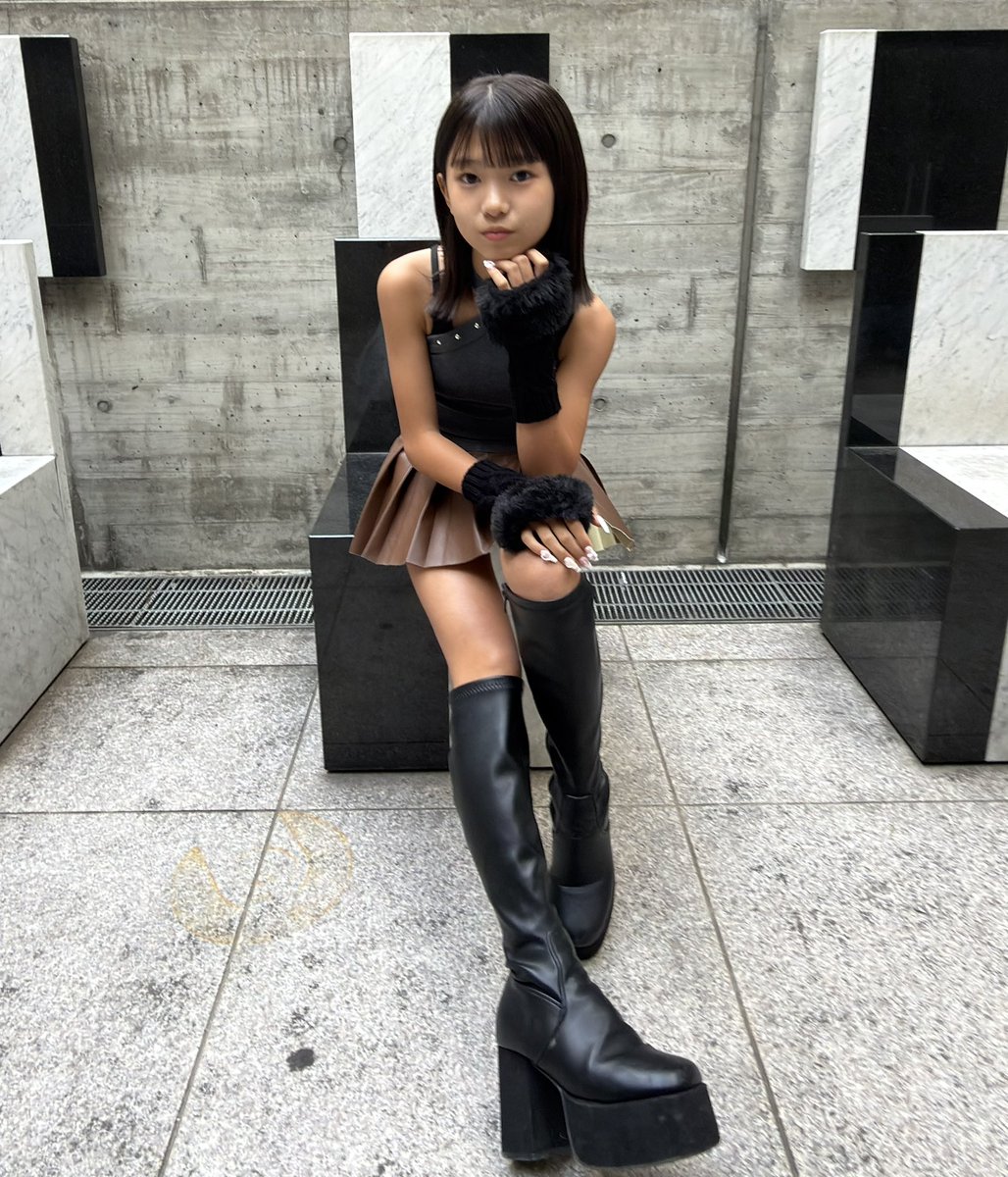 Hina_n_oSan's tweet image. 2025.11.3 きここ🍒inアイゲキWEST〜阿倍野区民センター〜秒撮編📸

前日のセッションでは髪結んでたから、やっと撮れたボブきここ😍

C:ホント可愛い💕けどみんなに可愛いって言われすぎてまたかってなってない❓
き:なってないよww😆

#きこ
#きここ