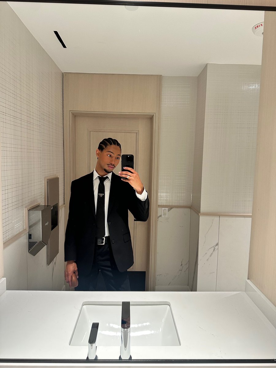 michaeldavidllc's tweet image. 