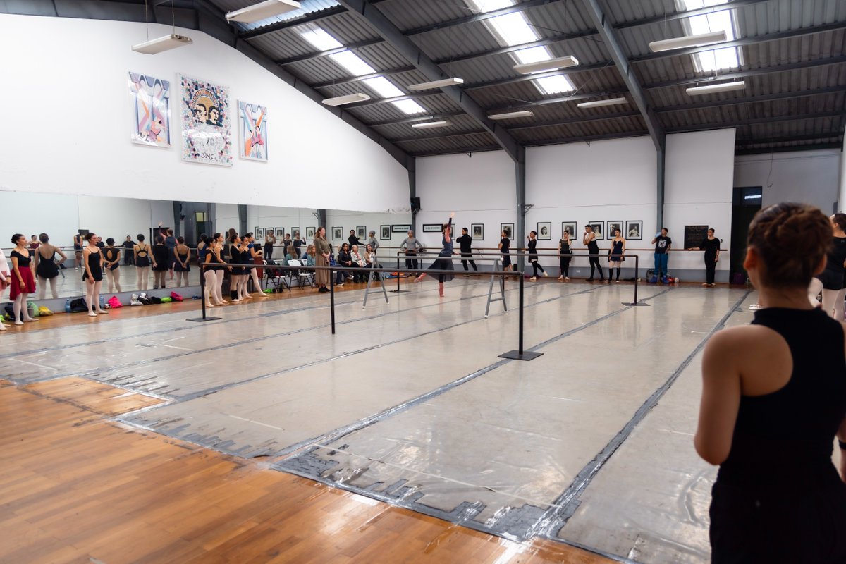 Este intercambio cultural se realiza con motivo del 80 Aniversario de las giras rusas en América Latina del "Ballet Ruso Original" y en el marco del Convenio entre la República de Guatemala y el Gobierno de la Federación de Rusia.

#ElPuebloDignoEsPrimero