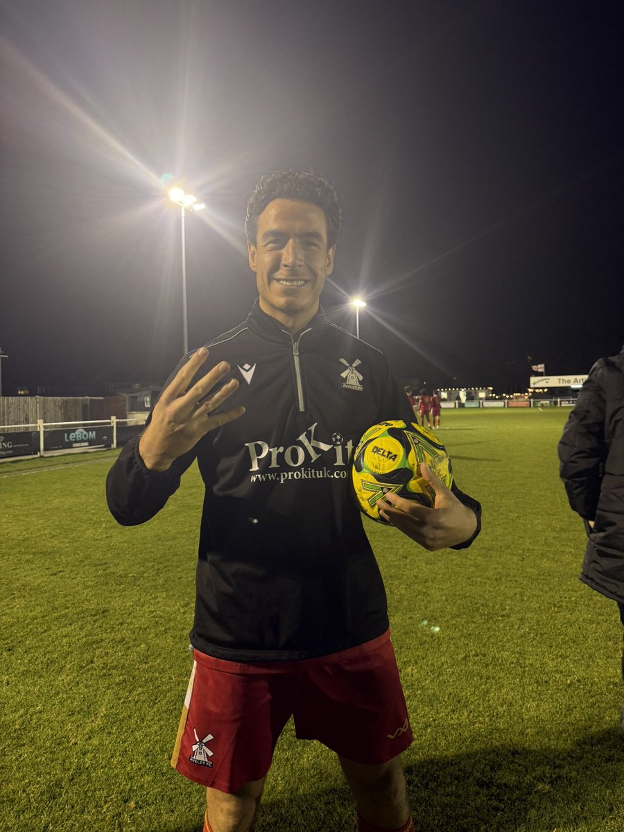 Aveley Football Club tweet media