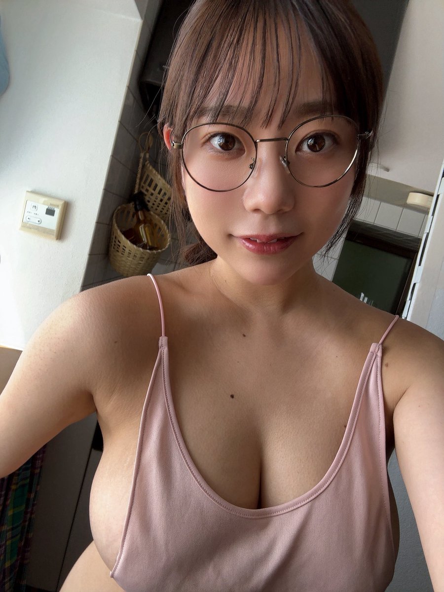 Sano_nagisa's tweet photo. おはよう☀
初登場中のヤングジャンプお迎えできるのは本日までです！！絶対連れて帰ってね〜🥹 https://t.co/t1tQO5KcVd