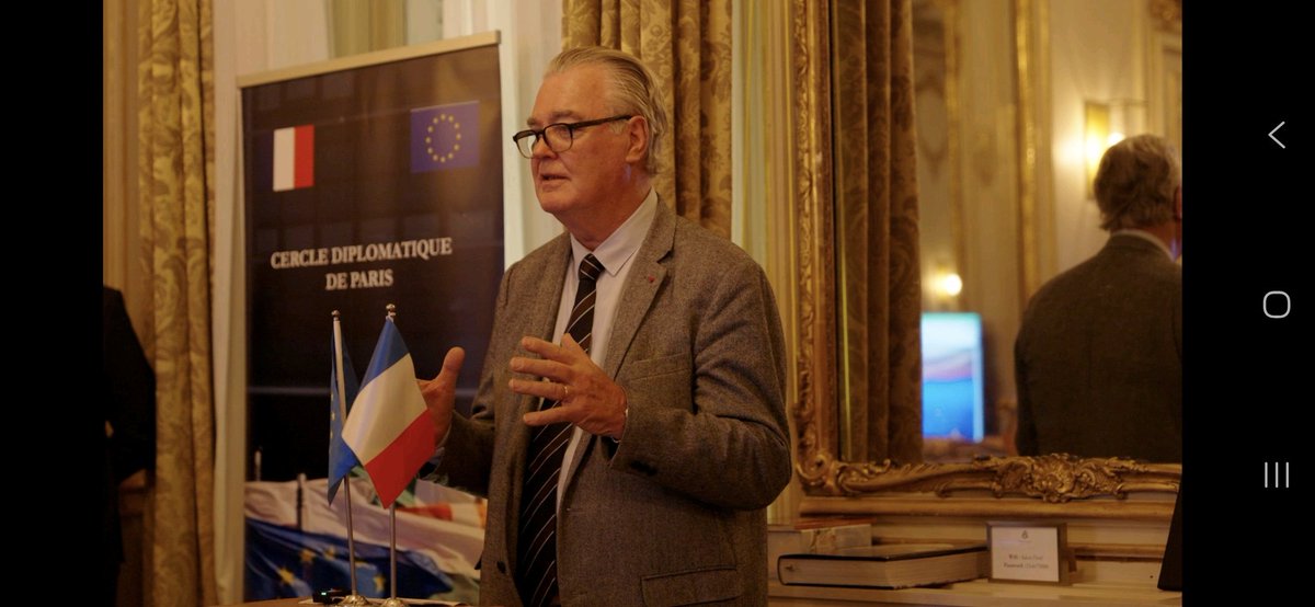 LydieSol's tweet photo. Au premier Cercle Diplomatique de Paris, Beethoven et Mozart ont aidé nos esprits à se délier pour discuter des grands enjeux de notre monde : la paix, la démocratie, la liberté. @richarddewarren
@FerrazziClaudia @MA_Jamet https://t.co/2sO4lSovON